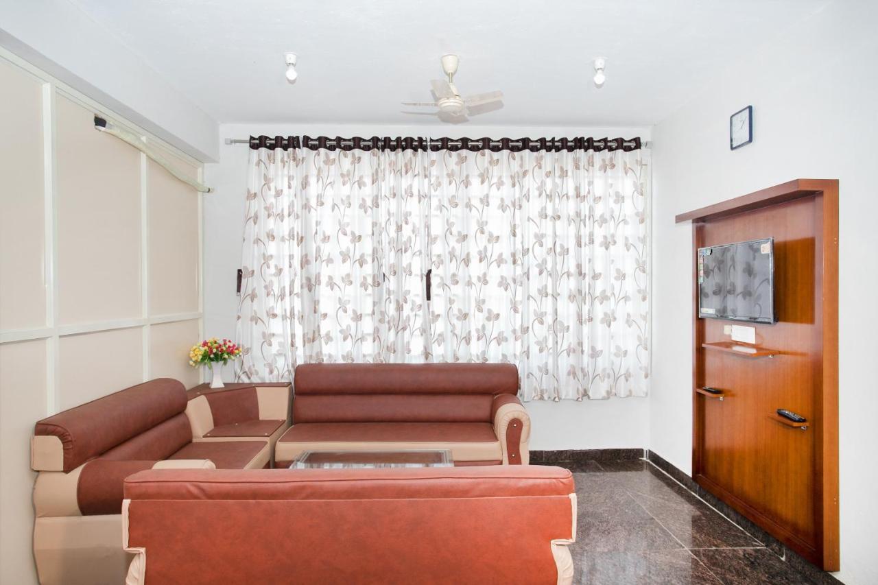 Oyo 11097 Hotel Grand Arabian Бангалор Екстериор снимка