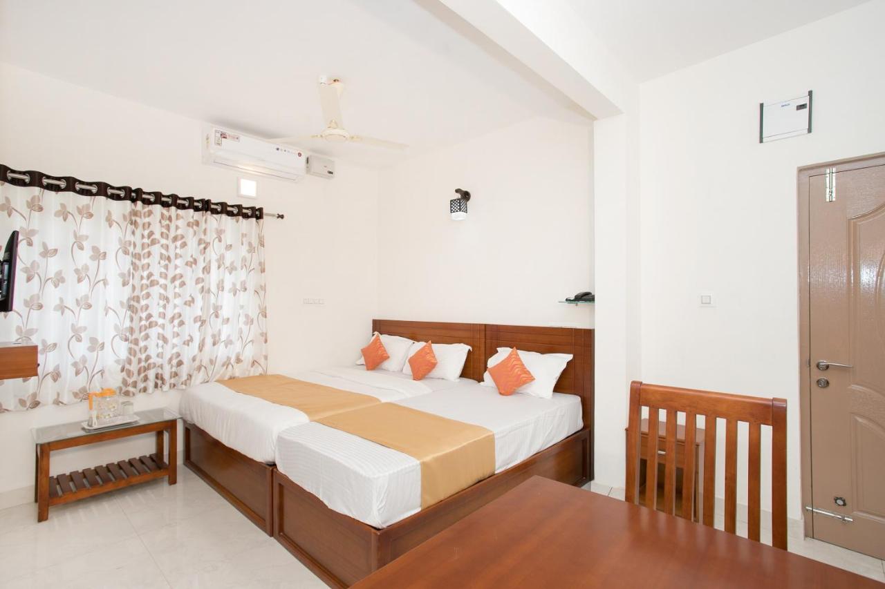 Oyo 11097 Hotel Grand Arabian Бангалор Екстериор снимка