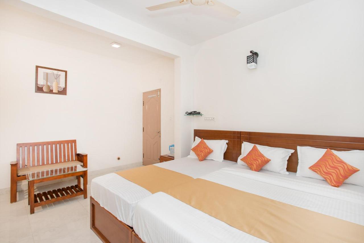 Oyo 11097 Hotel Grand Arabian Бангалор Екстериор снимка
