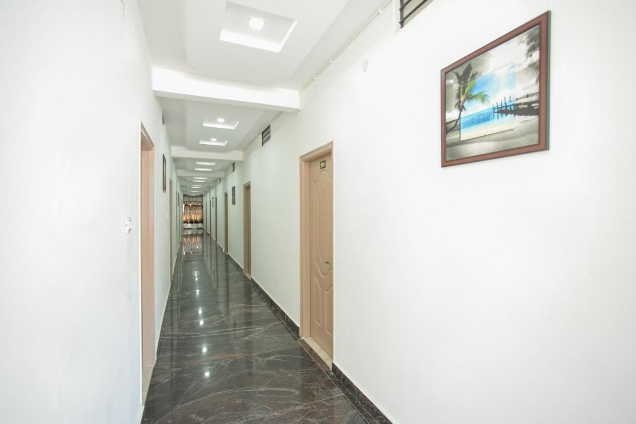 Oyo 11097 Hotel Grand Arabian Бангалор Екстериор снимка
